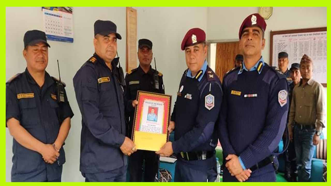 इलाका प्रहरी कार्यालय कटारीमा कार्यरत प्रहरी नायब उपरीक्षक भण्डारी माघ ‘महिनाको सर्वोत्कृष्ट प्रहरी’ घोषित