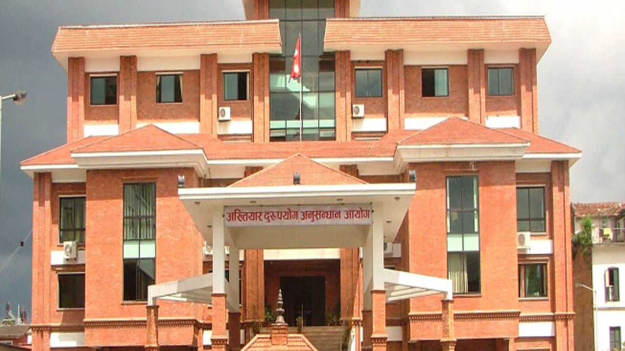 ठूला मुद्दा प्रतिवेदनमै सीमित, घेरामा सधै ‘साना माछा’ 