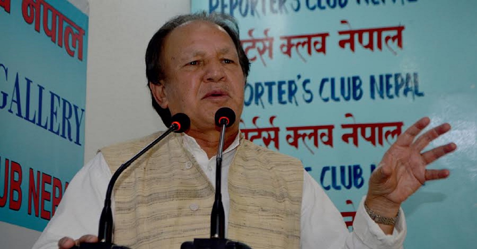 आज उदयपुरका सांसद तथा कांग्रेस नेता खड्का परराष्ट्रमन्त्रीको सपथ लिँदै