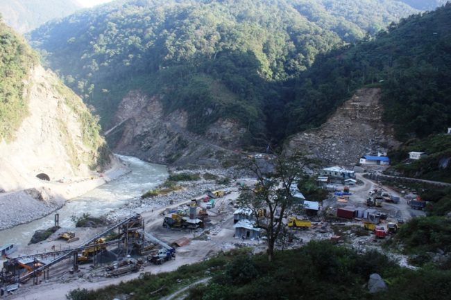 खाेटाङमा अरुण तेस्रोको रुट परिवर्तनसँगै रोक्का जग्गा फुकुवा
