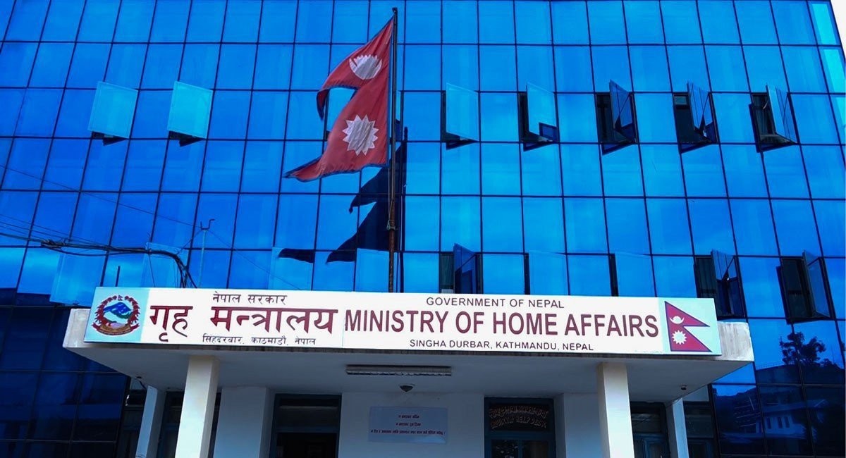 निर्वाचनको ४८ घण्टा अगाडि अन्तर्राष्ट्रिय सीमा नाका बन्द गराउन सरकालाई लेखी पठाउने निर्णय