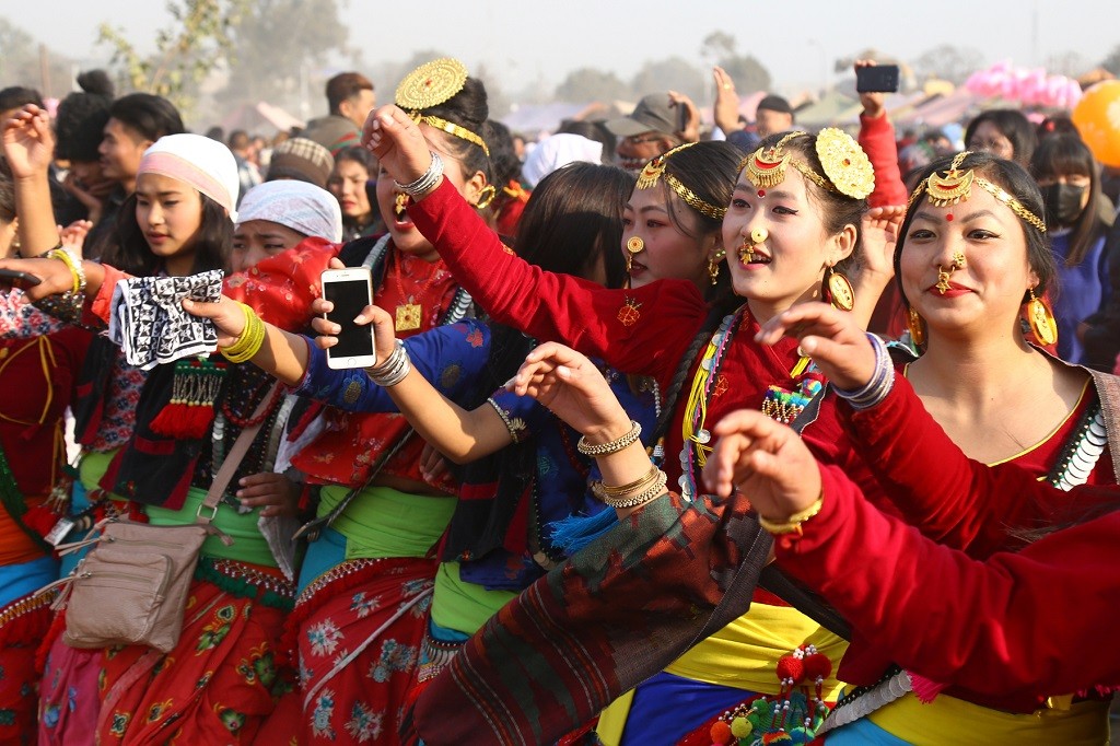 टोल टोलमा साकेला उँभौलीको रौनक