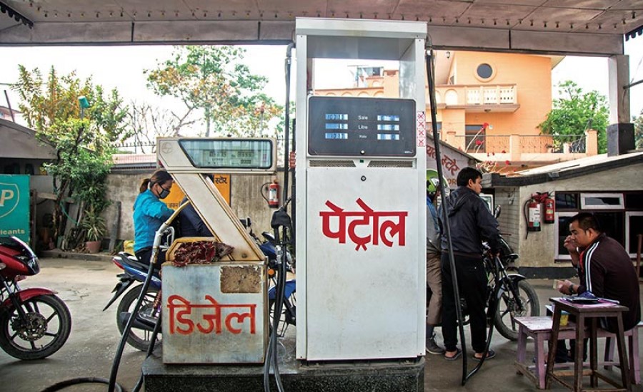 घट्ला पेट्रोलियम पदार्थमा लाग्दै आएको पूर्वाधार कर ? 