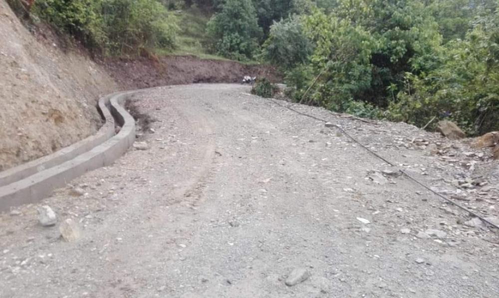 पूर्वी तराई जोड्ने दिक्तेल–खानीडाँडा–रेग्मीटार सडक स्तरोन्नति सुरु
