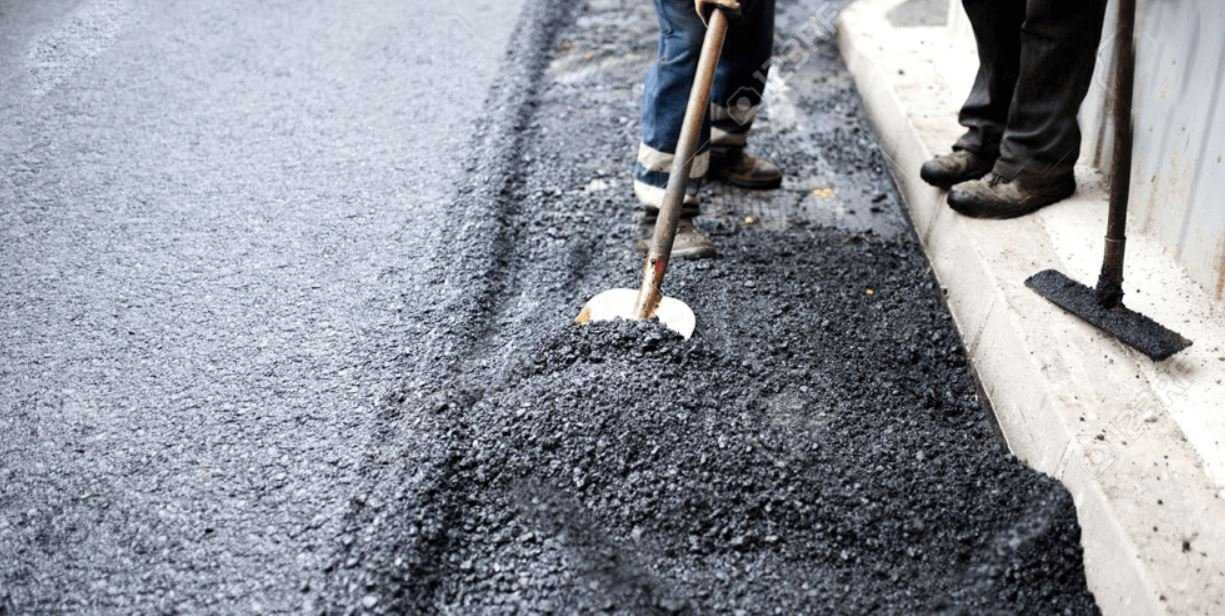 मध्यपहाडी लोकमार्ग:बागलुङ अक्षते–घोडाबाँधे खण्डकाे कालोपत्रे काम अलपत्र
