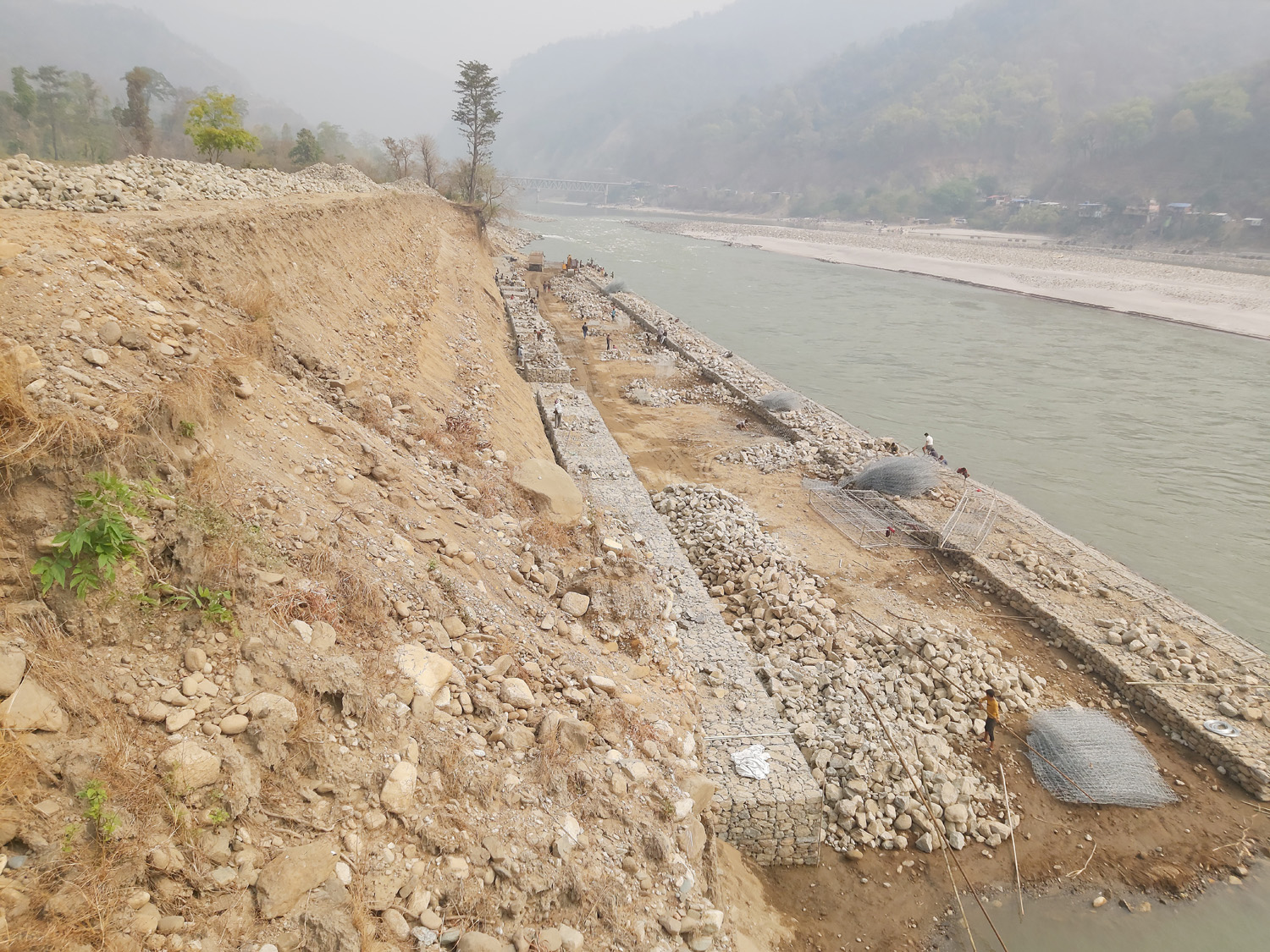 कोसी कटान रोक्न बाँध निर्माण गरिँदै