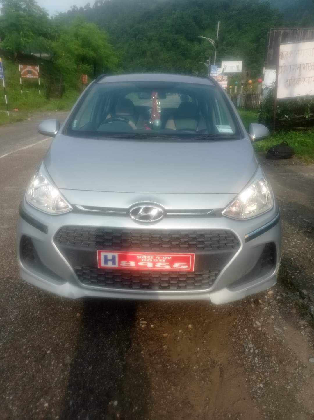 दमकका डाक्टर मोबाइल र जुत्ता काेसी पुलमा राखेर  बेपत्ता,  खाेजी कार्य तीब्र