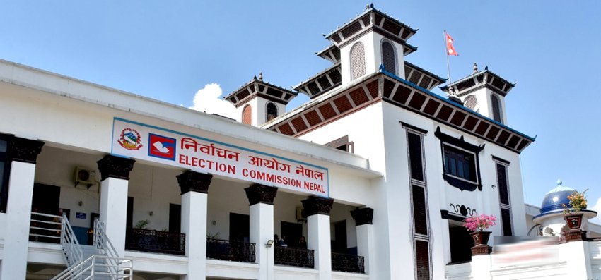 आवश्यकता र प्राविधिक विश्लेषणबिना खरिद गरिएका  करोडौँको निर्वाचन सामग्री प्रयोगविहीन